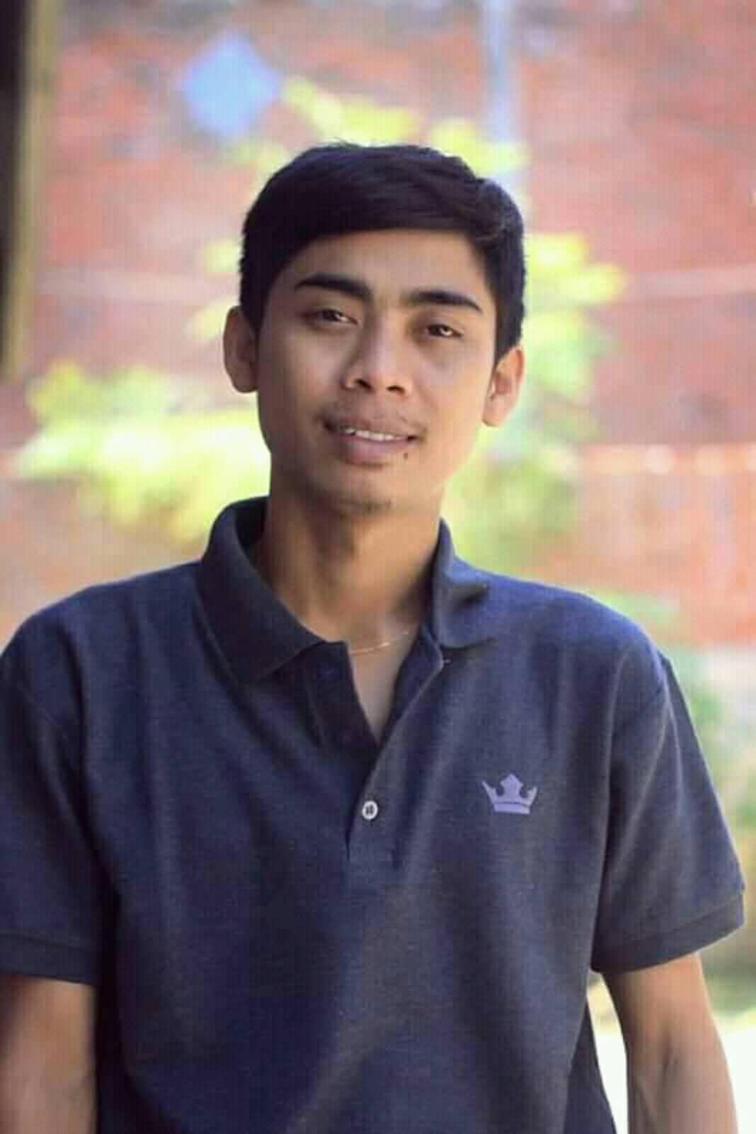 Di sebuah sudut Lombok Timur, hiduplah seorang pria bernama Sopyan Hakim