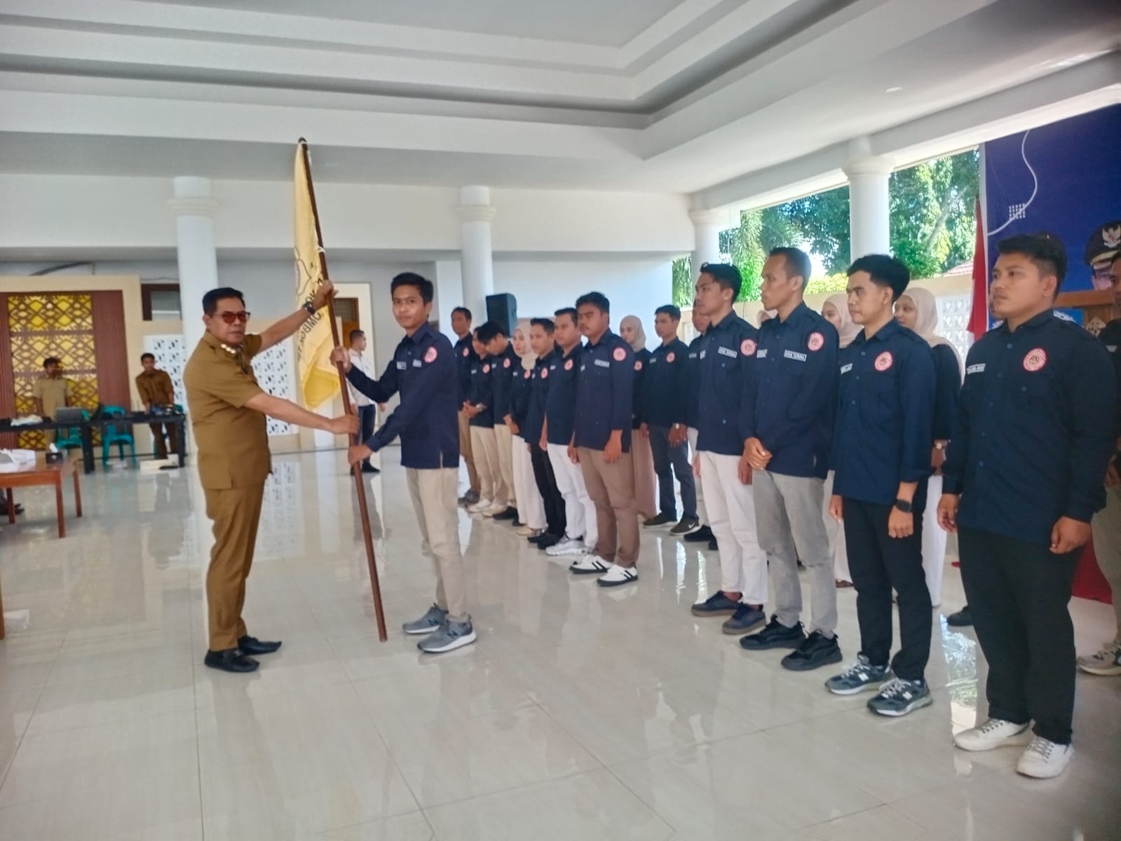 Karang taruna lotim siap jungkir balik kawal pemerintahan smart