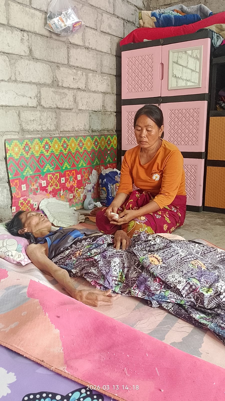 Lansia di Desa Pandanwangi Ini Terbaring Lemas, Harapkan Perhatian Pemerintah dan Kepedulian Bersama