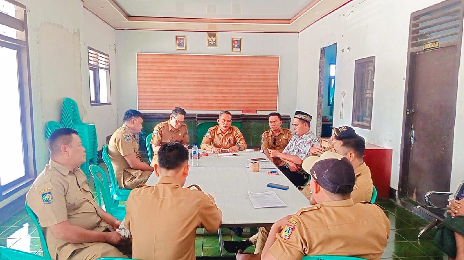 Perkuat Tata Kelola, Pemdes Pemongkong Tegaskan Pembaruan Data dan Optimalisasi Layanan